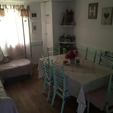 Holiday Listesi Prázdninový dům